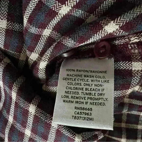 Treasure & Bond plaid tie neck pull on top size Large - Picture 8 of 11